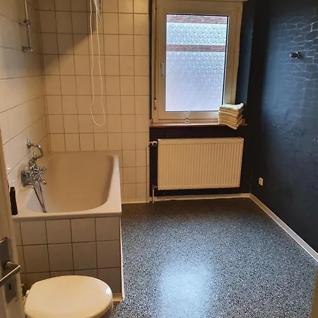 Linden 180 Apartment