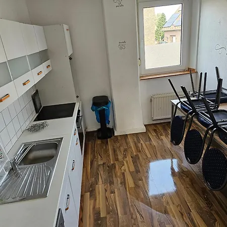 Linden 180 Apartment